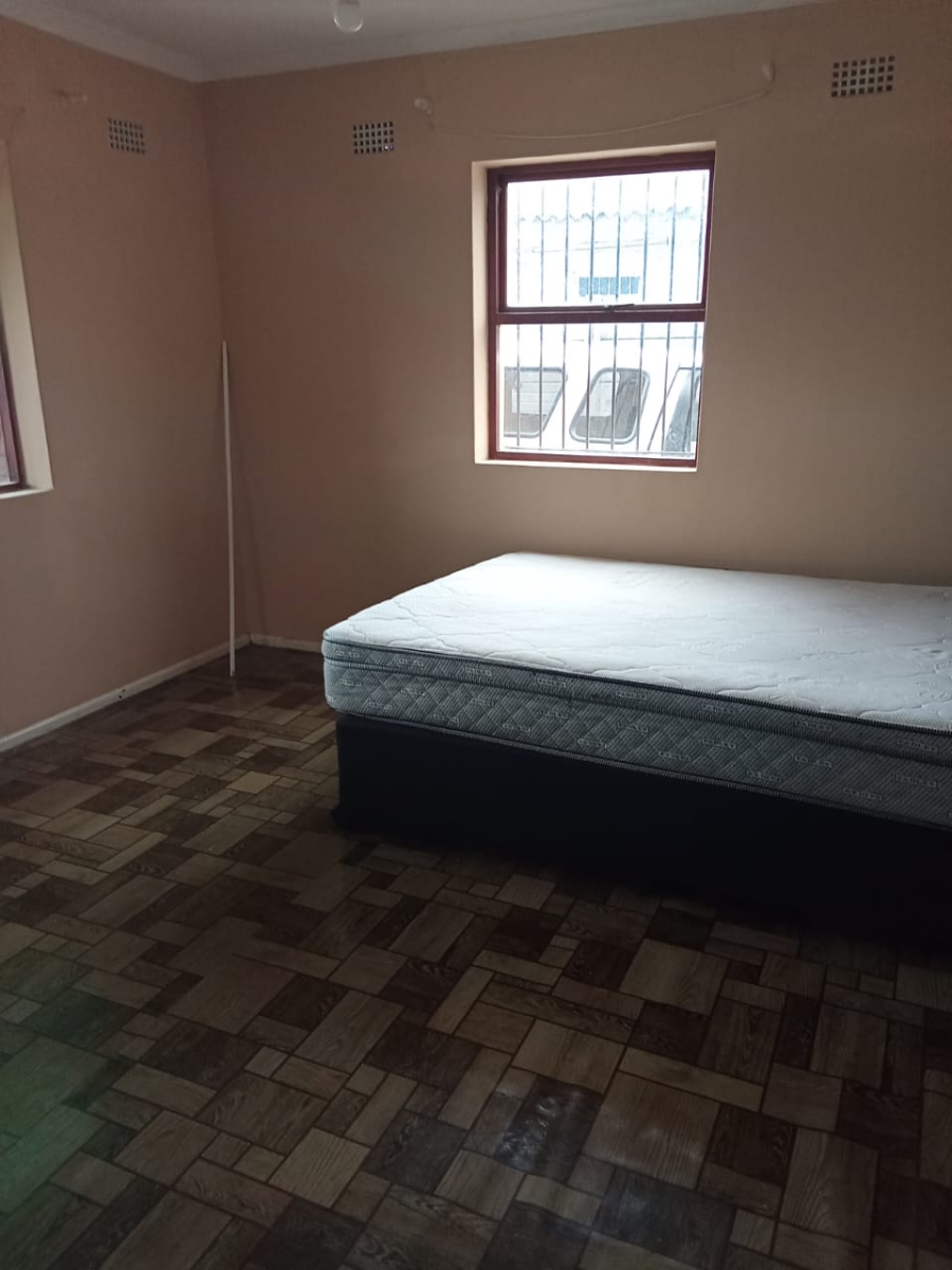 3 Bedroom Property for Sale in Leonsdale Western Cape